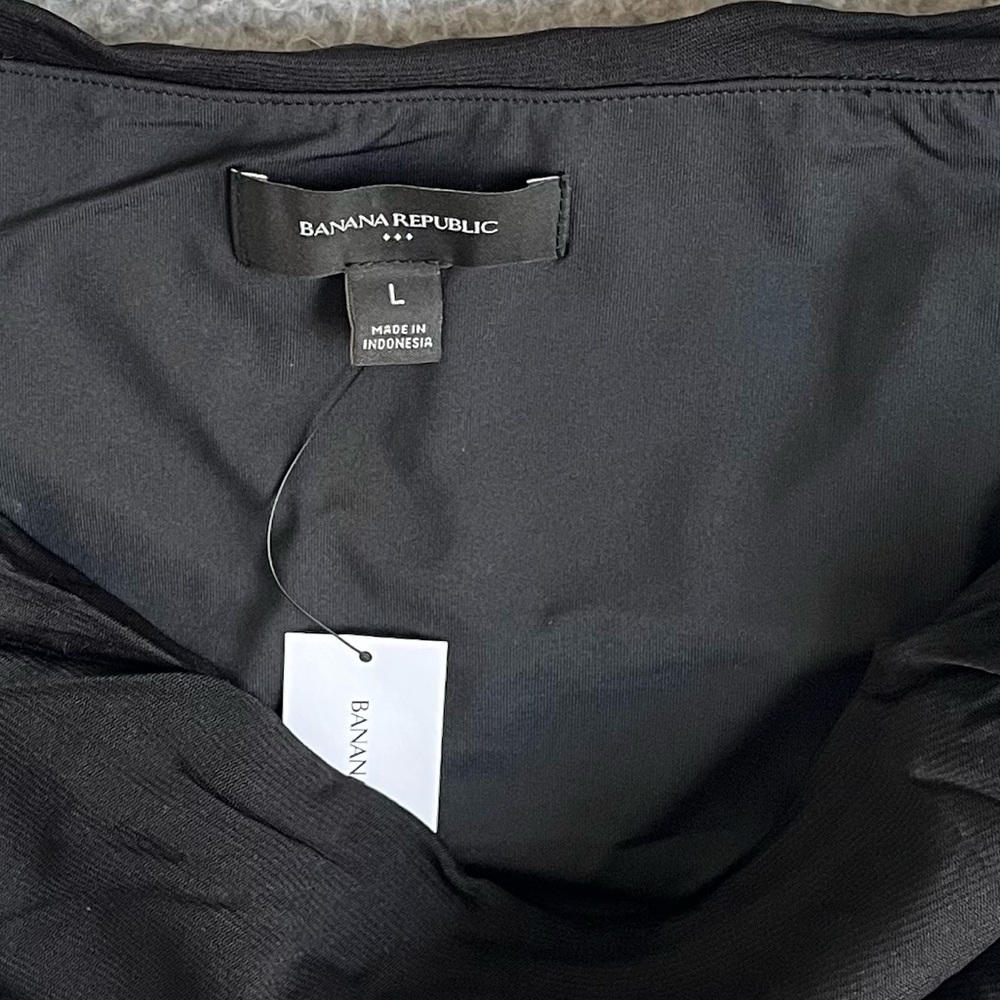 Banana Republic Factory Off-Shoulder Mesh Top Black NWT - Picture 6 of 10